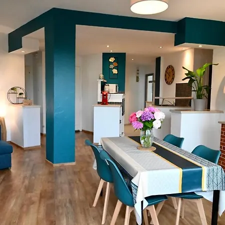 Apartment Grand Cosy-hyper Centre-place Verdun *
